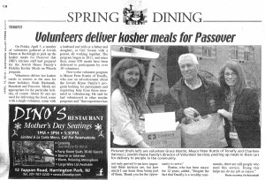 Volunteers deliver kosher meals for Passover - April 13, 2015 - N20160028 - Kosher; Meals on Wheels;  Passover; 2015   